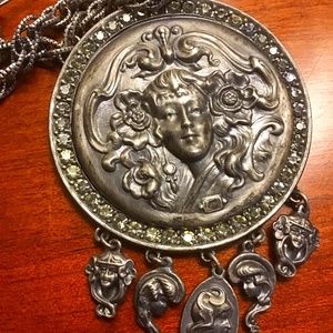 GOLDETTE Art Nouveau inspired pendant and necklace